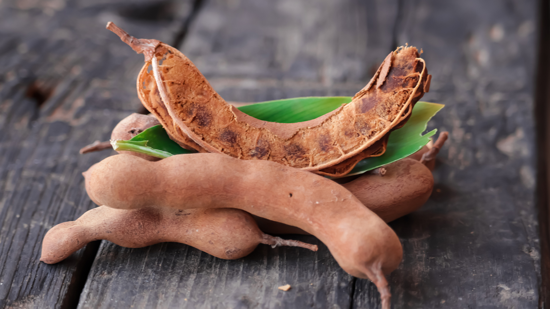 Tamarind Stock Photos and Images - 123RF