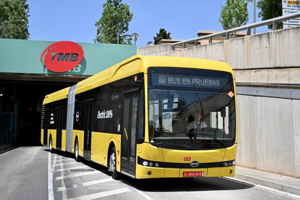 BYD electric bus